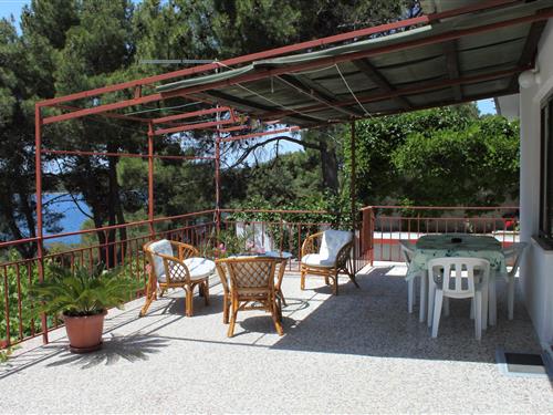 Holiday Home/Apartment - 5 persons -  - Mali Lošinj - 51550 - Mali Lošinj