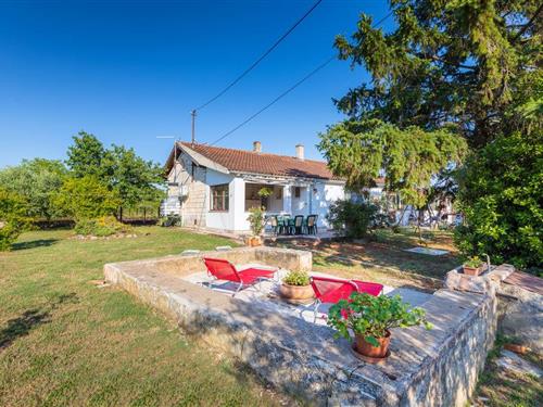 Holiday home - 6 persons -  - Zeljeznicka ulica - 52215 - Vodnjan