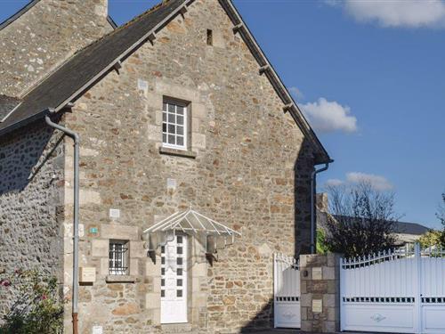 Holiday home - 5 persons -  - rue de l'évinais - 22130 - Plancoët