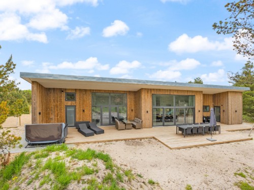Sommerhus - 10 personer -  - Humlegårdsvej - Bjerregård - 6960 - Hvide Sande