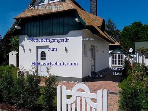 Holiday Home/Apartment - 4 persons -  - Müggenburger Weg - 18374 - Zingst