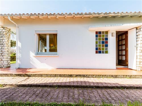 Holiday home - 5 persons -  - Vaux Sur Mer - 17640