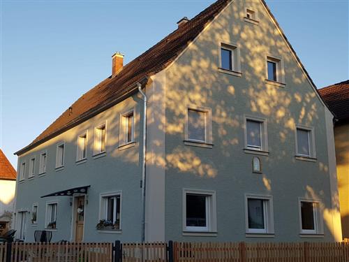 Semesterhus/Semesterlägenhet - 6 personer -  - Alte Kreisstraße - 96123 - Litzendorf