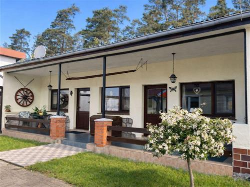 Ferienhaus - 6 Personen -  - ruhige Lage, Waldrand, PKW-Stellplatz, Grillplatz - 18233 - Neubukow