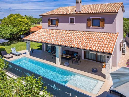 Holiday home - 6 persons -  - Jadreski - Pula-Jadreski - 52100 - Pula