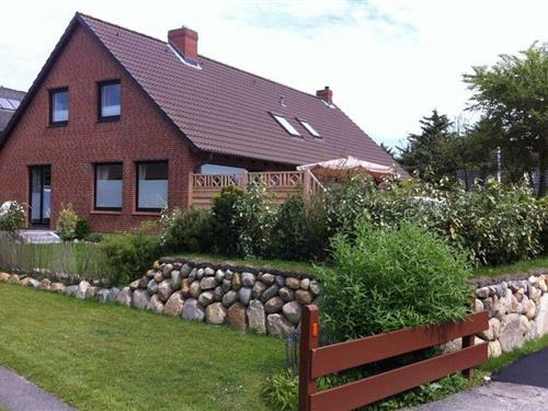 Holiday Home/Apartment - 2 persons -  - 25980 - Westerland