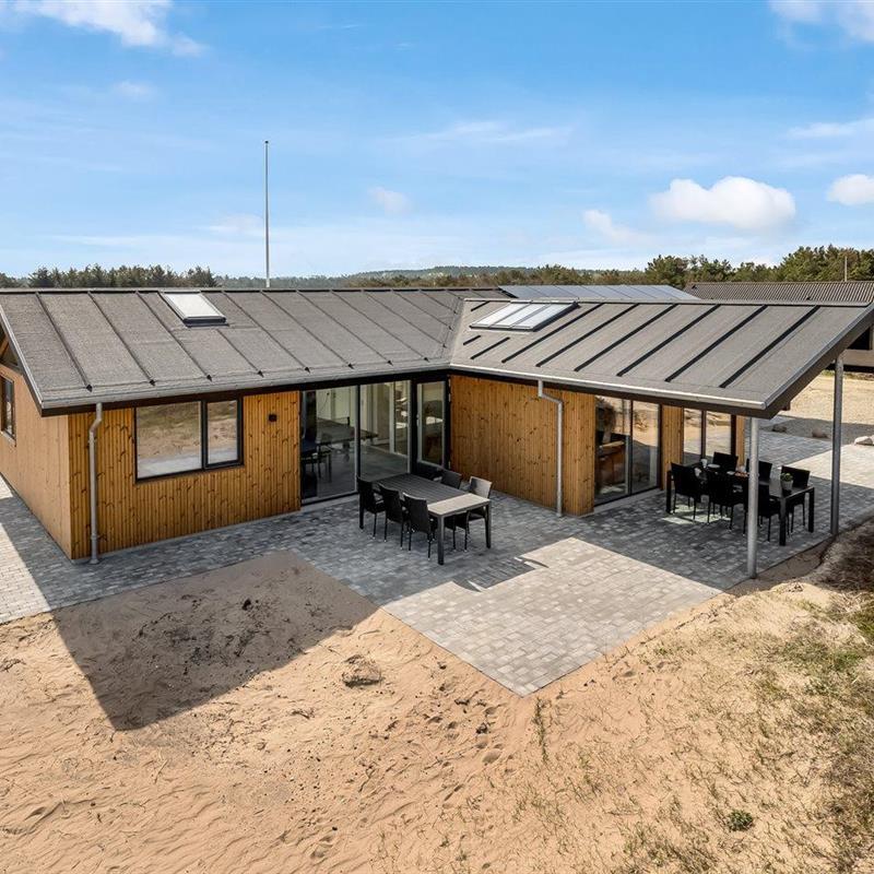 Sommerhus - 12 personer -  - Mombak - Klitmøller - 7700 - Thisted