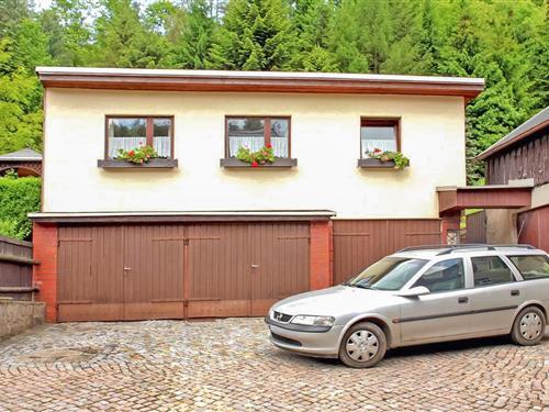 Ferienhaus - 4 Personen -  - Talstraße - 08359 - Breitenbrunn