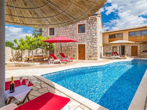 Holiday home - 8 persons -  - Orbanici - Barban-Orbanici - 52206 - Marcana