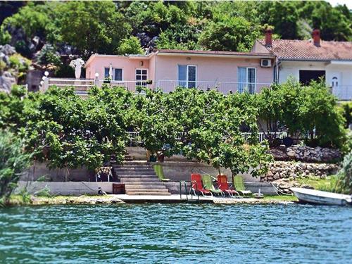 Holiday apartment - 5 persons -  - Bacinska jezera - Ploce-Bacinska Jezera - 20340 - Bacinska Jezera