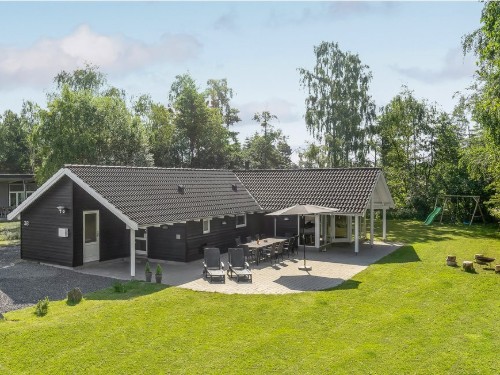 Holiday home - 14 persons -  - Bæverstien - Marielyst - 4873 - Væggerløse