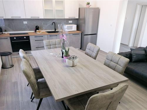 Holiday apartment - 7 persons -  - 21224 - Arbanija