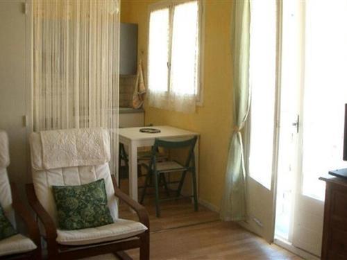 Holiday Home/Apartment - 2 persons -  - 66110 - Amélie-Les-Bains-Palalda