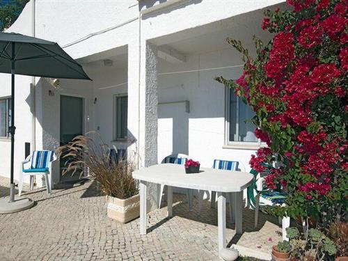 Holiday Home/Apartment - 4 persons -  - 8650-191 - Salema