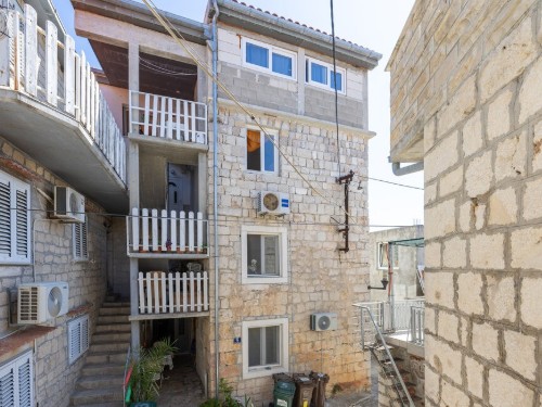 Ferieleilighet - 4 personer -  - Slatinska - Ciovo-Slatine - 21220 - Slatine