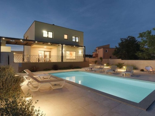 Villa - 6 Personen -  - 52100 - Pomer