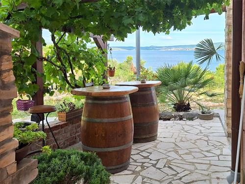 Holiday Home/Apartment - 5 persons -  - Splitska - Zadar - Novigrad - 23312 - Novigrad