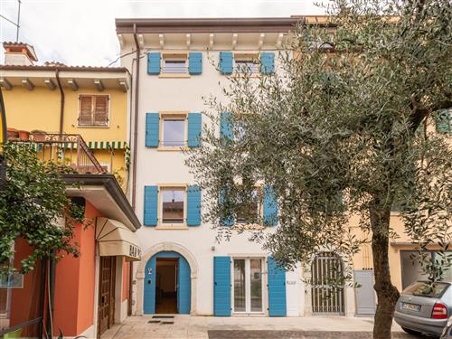 Holiday apartment - 14 persons -  - 37010 - Brenzone