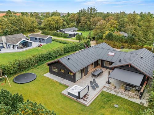 Sommerhus - 10 personer -  - Lyngsletten - 6857 - Blåvand