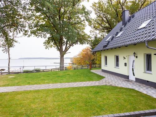 Holiday Home/Apartment - 4 persons -  - Uferpromenade - 17207 - Röbel/Müritz