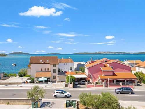 Ferieleilighet - 5 personer -  - Partizanska - Sibenik-Brodarica - 22000 - Brodarica