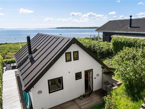 Sommerhus - 4 personer -  - Moshusevej - Bjert Strand - 6092 - Sønder Stenderup