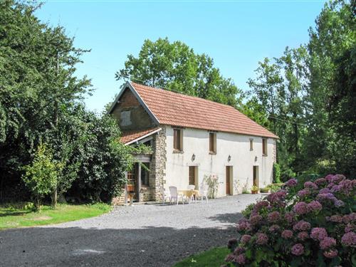 Holiday Home/Apartment - 4 persons -  - Savigny - 50210