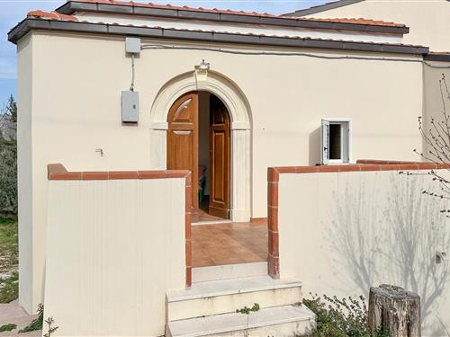 Holiday Home/Apartment - 10 persons -  - Contrada Tofoli - 65020 - Cugnoli