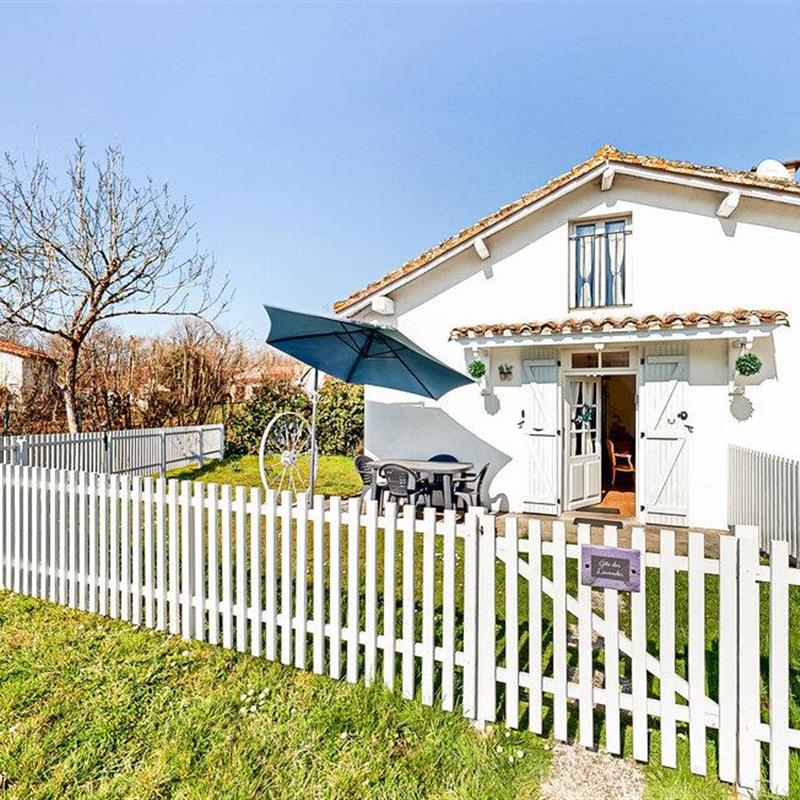 Sommerhus - 4 personer -  - Rue des Lavandieres - 16500 - Oradour-Fanais