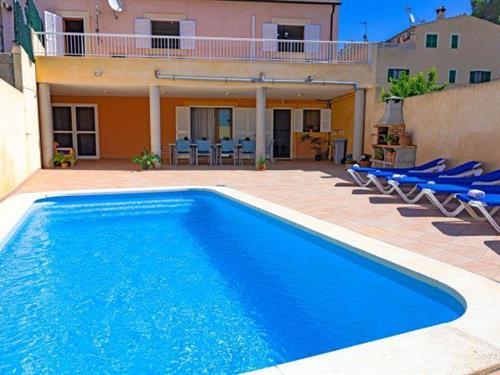 Holiday Home/Apartment - 8 persons -  - 07440 - Muro