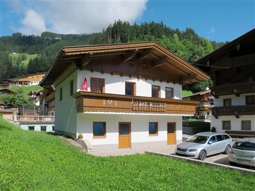 Holiday Home/Apartment - 5 persons -  - Mayrhofen - 6283