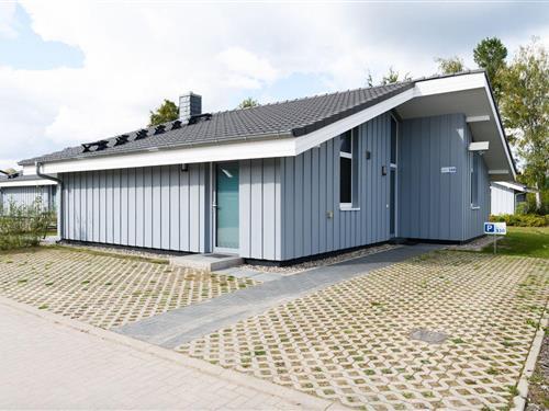 Sommerhus - 4 personer -  - Walter-Gotsmann-Straße - 17252 - Mirow