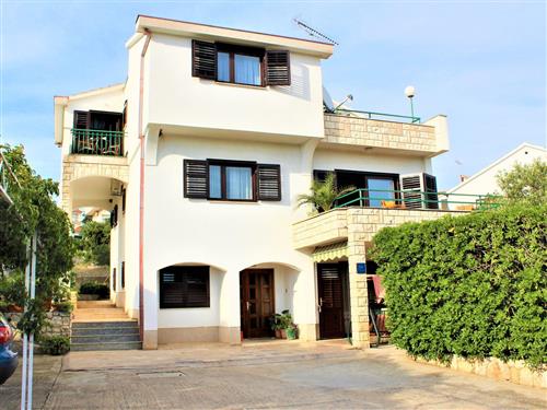 Holiday apartment - 4 persons -  - Splitska - 22202 - Primosten