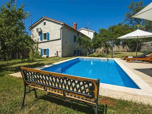 Holiday Home/Apartment - 8 persons -  - Smolici - 52463 - Visnjan