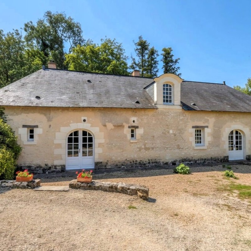 Sommerhus - 10 personer -  - Parc du chateau de Lathan - Noyant Villages - 49490 - Breil