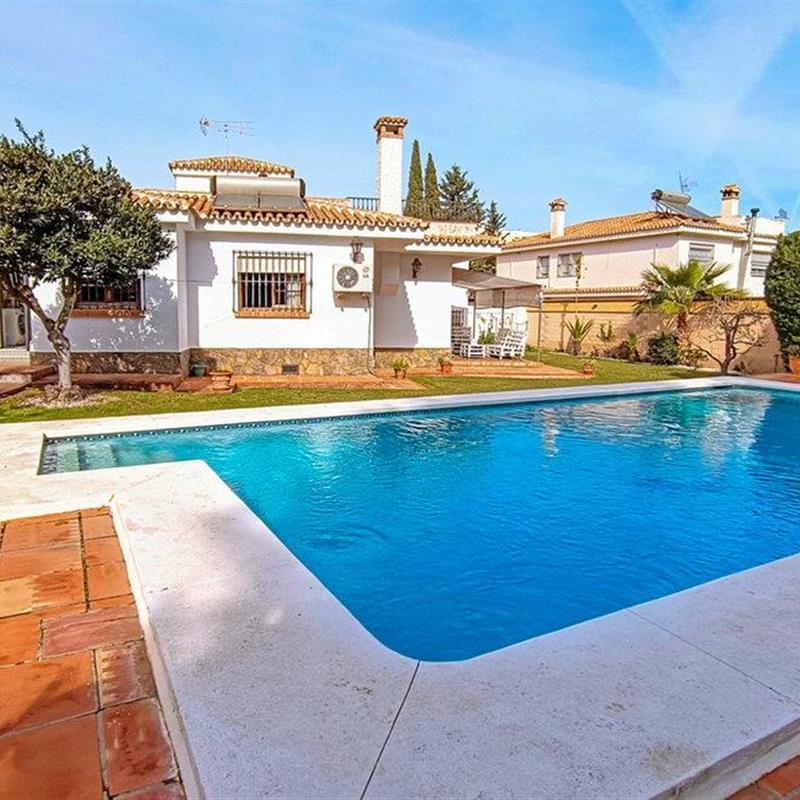 Sommerhus - 8 personer -  - C. Algeciras, Churriana - 29140 - Malaga