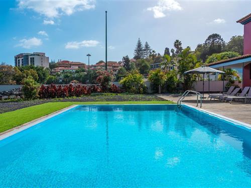 Sommerhus - 8 personer -  - Rua Dr Pita, 2, Quinta da Nogueira - 9000-089 - São Martinho