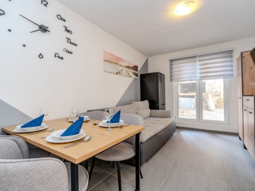 Holiday apartment - 4 persons -  - 23420 - Benkovac