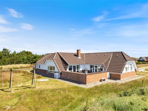 Sommerhus - 10 personer -  - Toppebjerg - Bjerregård - 6960 - Hvide Sande