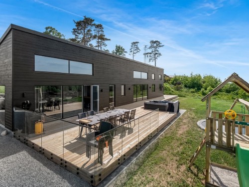 Sommerhus - 12 personer -  - Skråningen - Bønnerup Strand - 8585 - Glesborg