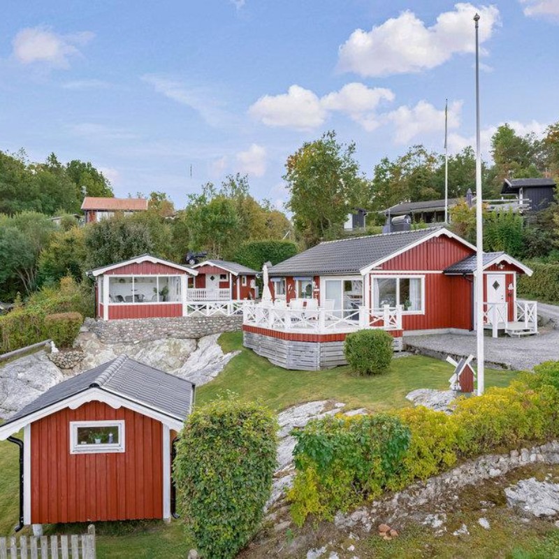 Sommerhus - 8 personer -  - Skaverödsvägen - 451 95 - Uddevalla