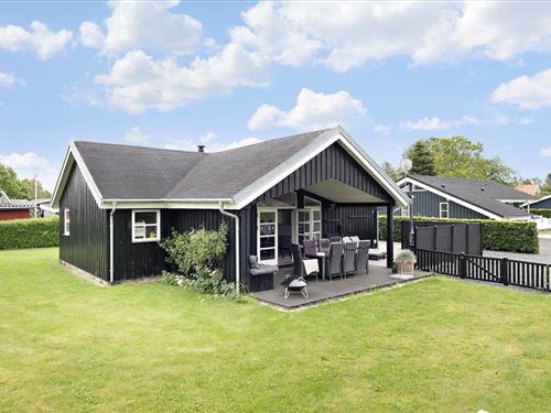 Holiday home - 8 persons -  - Brøndbækken - Øster Hurup - 9560 - Hadsund