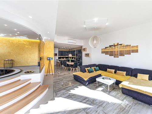 Feriehus - 6 personer -  - Put Sv. Karla - Trogir-Okrug Gornji - 21223 - Okrug Gornji