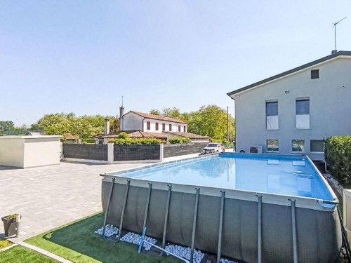 Holiday home - 6 persons -  - 31022 - Mogliano Veneto