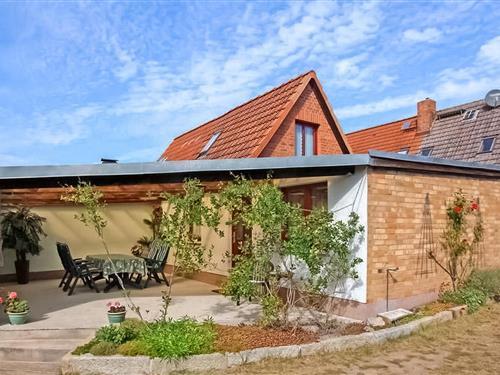 Holiday Home/Apartment - 3 persons -  - E.-Thälmann-Str. - 17192 - Waren (Müritz)