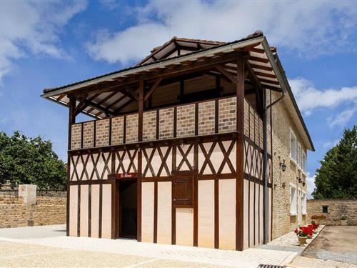 Holiday home - 7 persons -  - RdP dl. Lourde Petit Fayolle - 16230 - Lonnes