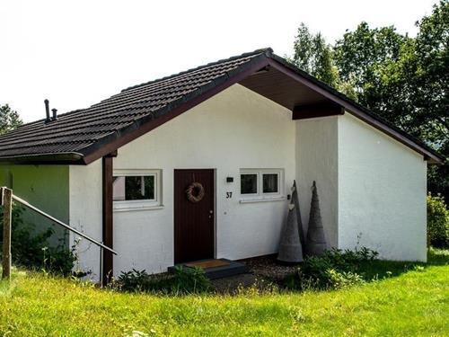 Holiday Home/Apartment - 4 persons -  - Ferienstraße - 54636 - Biersdorf Am See