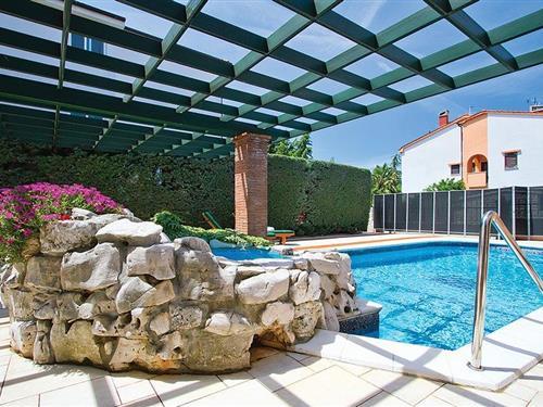 Holiday home - 14 persons -  - Ilirska - 52440 - Porec