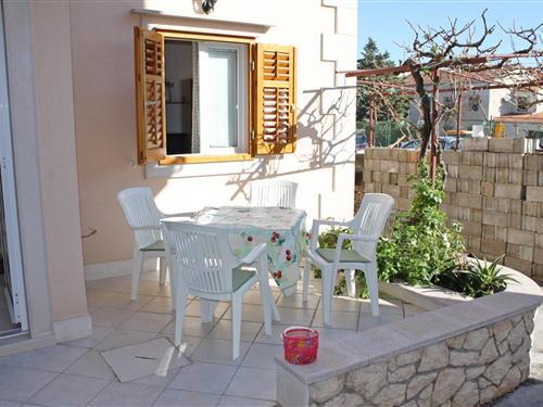 Holiday Home/Apartment - 3 persons -  - Supetar - 21400 - Supetar