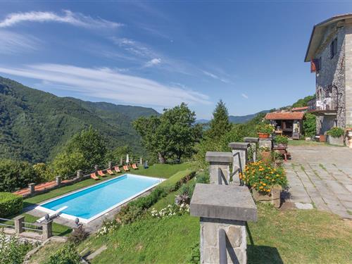 Feriehus / leilighet - 5 personer -  - Loc. Canola - Comano - Cinque Terre - 54015 - Comano -Ms-